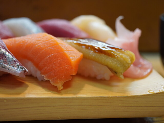 Tsukiji Sushi photo 4