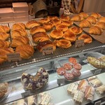 ブランジュリー パリの空の下 - 