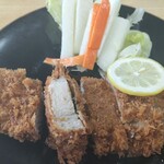 ラーメン とんかつ 忠 - 見よ！　この分厚さ！　しかも柔らかい！