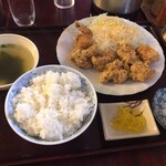 手打ち讃岐うどん じゃんぼ - 唐揚げ定食