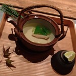 おとぎの宿米屋 - シンプルに松茸だけの土瓶蒸し