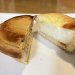 BAKE CHEESE TART Ekie Hiroshima Ten - カット面はこんな感じ