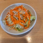 タラ - チーズナンランチセット（サラダ）