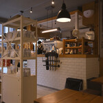 ピース コーヒー ロースターズ - 店内