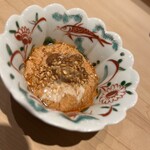 鮨 龍次郎 - あん肝ペーストとピオーネの胡麻がけ