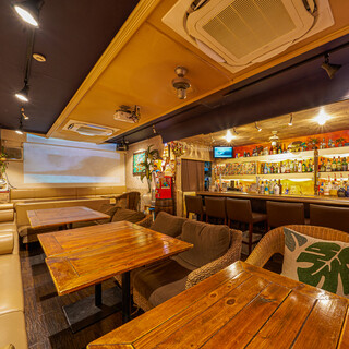 気軽に立ち寄れる南国風の隠れ家♪20名様以上で貸切りOK◎