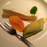 ビストロ シン モモタロウ - コース料理•デザート