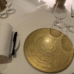 269490034 - 