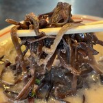 博多ラーメン なみへい - キクラゲリフト