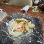 天童ホテル - 陶板の上で蒸す包み焼き　ポン酢で食べます。