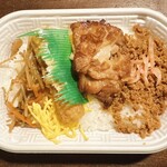 ほっかほっか亭 - 料理写真:チキンそぼろ弁当　390円（作り置きで100円引き）