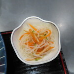 ハナともキッチン - 2024年の｢海鮮えびフライ定食｣春雨サラダ