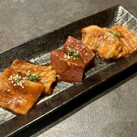 和牛とワイン 焼肉きゅうこん - 
