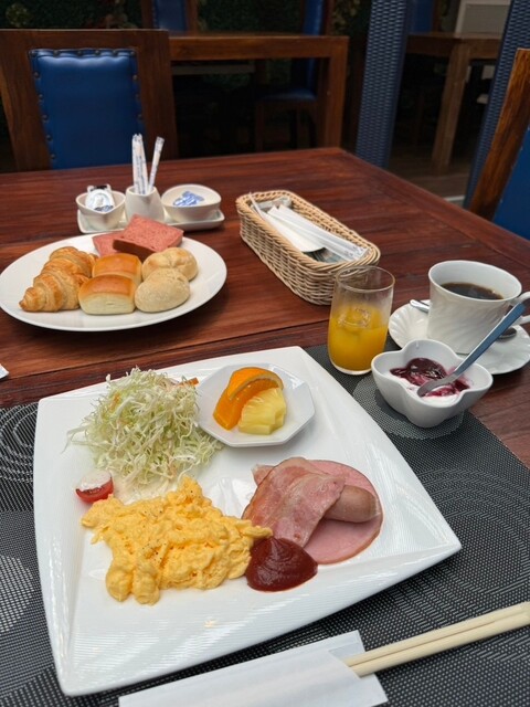 樹與夕陽 角力灘夕景から夜景 ①18:52 ②19:51 2025.8.25 📷eos6D markⅡ