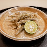 と村 - アジメドジョウのから揚げ