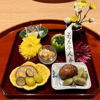 筒井 清寂 - 八寸　メヒカリ　菊の花のお浸し　渡り蟹　芥子蓮根　零余子　銀杏の素揚げ　栗の渋皮煮　黒豆の枝豆　
