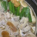 おふくろ亭 - 2024/10/29
      ホル鍋定食 ニンニク 大盛り 650円