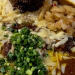 吉田カレー  - 豚ハーフ・チーズ