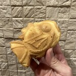 横浜くりこ庵 横浜西口店 - クリームとチョコクリームがあります。