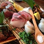 炉端ト酒 タキビヤ。 - 刺身４点盛り