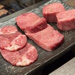 東京食肉市場直送 肉焼屋 D-29 - 
