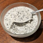 王府井 酒家 - 黒ゴマプリン