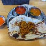 カジャーナ - Bランチ。