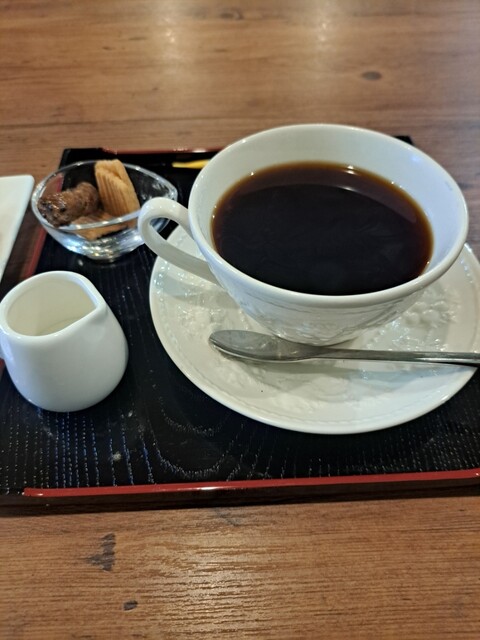 Cafe & Dining Bar J-summit