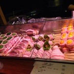 かじしか - きれいなショーケースです。