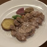 고세 온센 호텔 - 信州産蓼科高原豚ロースの塩麹焼き　牛蒡のソース