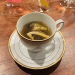 地産地消自給自足 - 朝採れ松茸とコンソメスープ