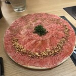 しゃぶしゃぶ KINTAN 代官山本店 - 日本一のサーロインユッケ、ハーフアンドハーフ