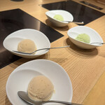 しゃぶしゃぶ KINTAN - ピスタチオジェラートと季節のジェラート