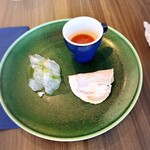 IL PLANETARIO - 前菜の皆さん、鯛、プロシュート、トマトのジュ（トマト激甘）