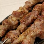 牛家兄弟 蘭州牛肉麺 - 香辛料の様子など。