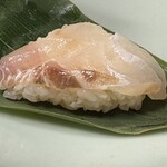 いづう - 鯛の笹寿司