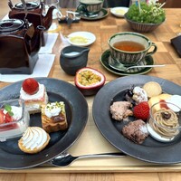 ザ タヴァン グリル＆ラウンジ - 