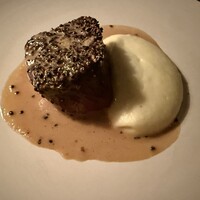 ザ タヴァン グリル＆ラウンジ - 