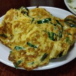 鶴亀 - ニラ玉 450円(税込)(2024年10月26日撮影)