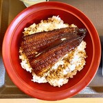 すき家 - 料理写真:うな丼【並盛950円】