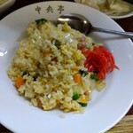 鶴亀 - 五目チャーハン 630円(税込)(2024年9月30日撮影)