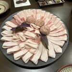 しゃぶしゃぶ金武 本店 - 