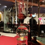 フォーシーズン - 珈琲はサイフォンでテーブルで淹れてくれます