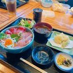 海鮮食堂 うを亀 - 