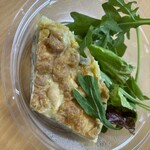 qui - 舞茸のキッシュ