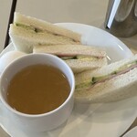 喫茶室ルノアール - 