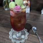 居酒屋 いっとく - アイスの実とカシスソーダ