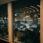 鉄板焼 石狩 - 待合の窓からの夜景