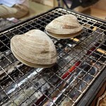 磯家波平 - 倍量活貝盛合わせ(2480円)のはまぐり