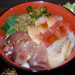 北地蔵 - 北地蔵　おまかせ丼　アップ　　(´ω｀)